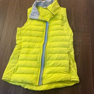 Lululemon reflective vest